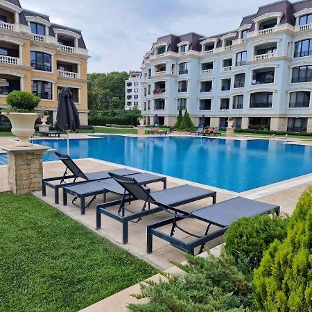 Апартамент Resort Sensation 1 Saints Constantine and Helena Exteriör bild