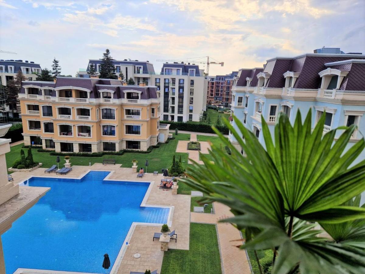 Апартамент Resort Sensation 1 Saints Constantine and Helena Exteriör bild